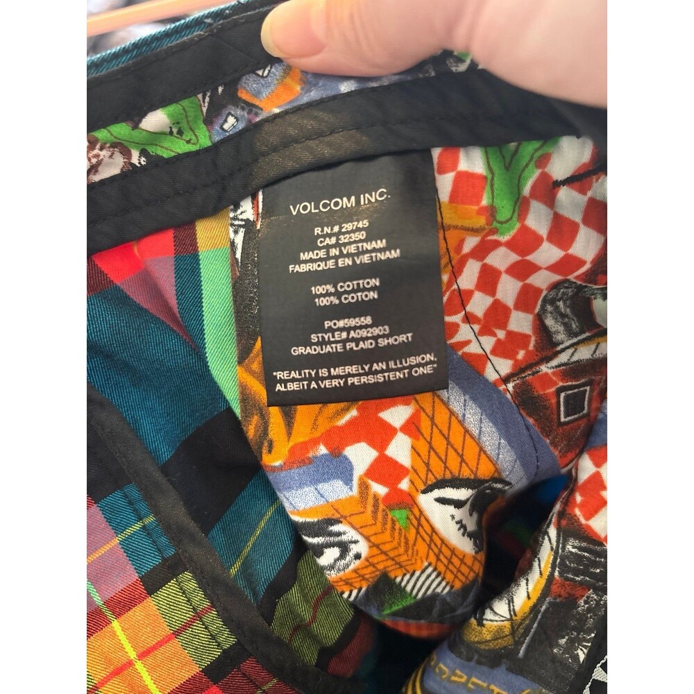 Volcom vtg y2k rainbow plaid shorts Bermuda casual skater streetwear 30 31 surf - Picture 6 of 8